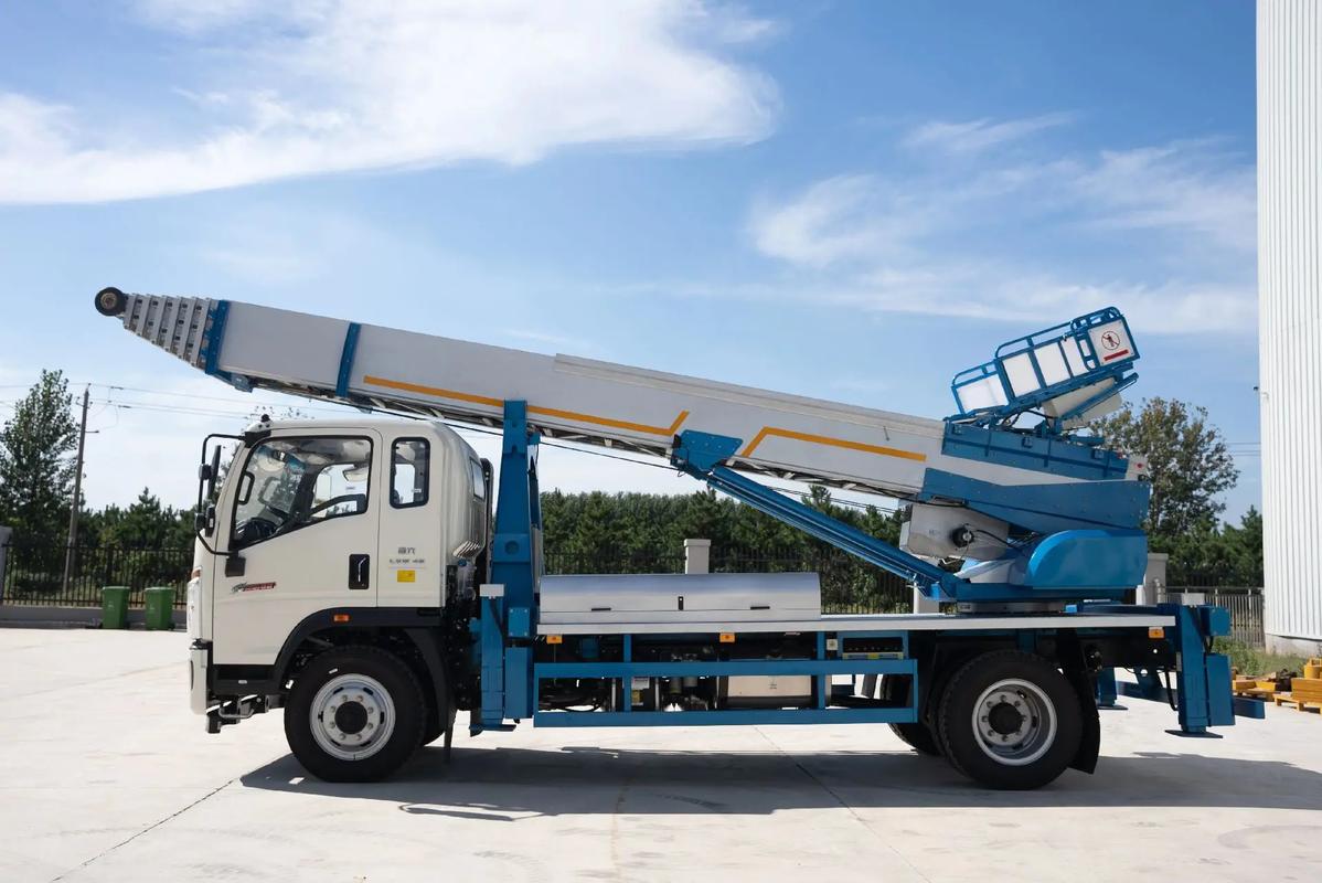 义乌云梯上料车租赁费用