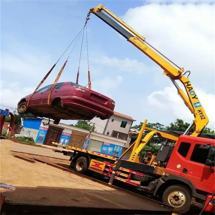 义乌吊车吊汽车的正确方法